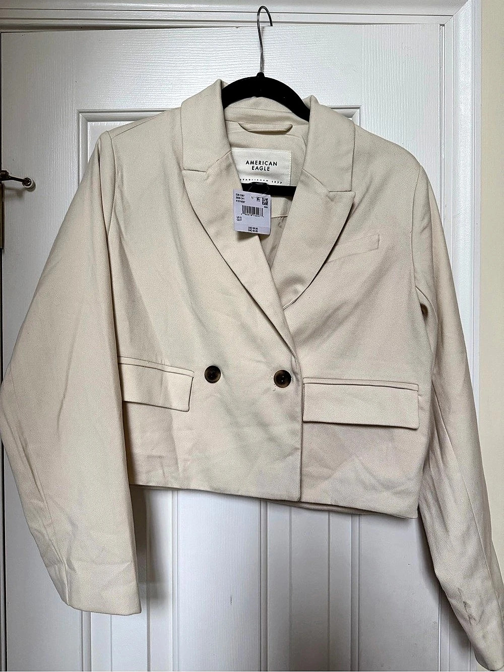 American Eagle Cropped Double-Breasted Blazer in Cream Size 4 NWT